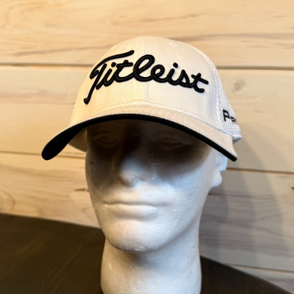 Titleist Pro V1 FJ Footjoy Golf Hat Cap Size Med/Large White